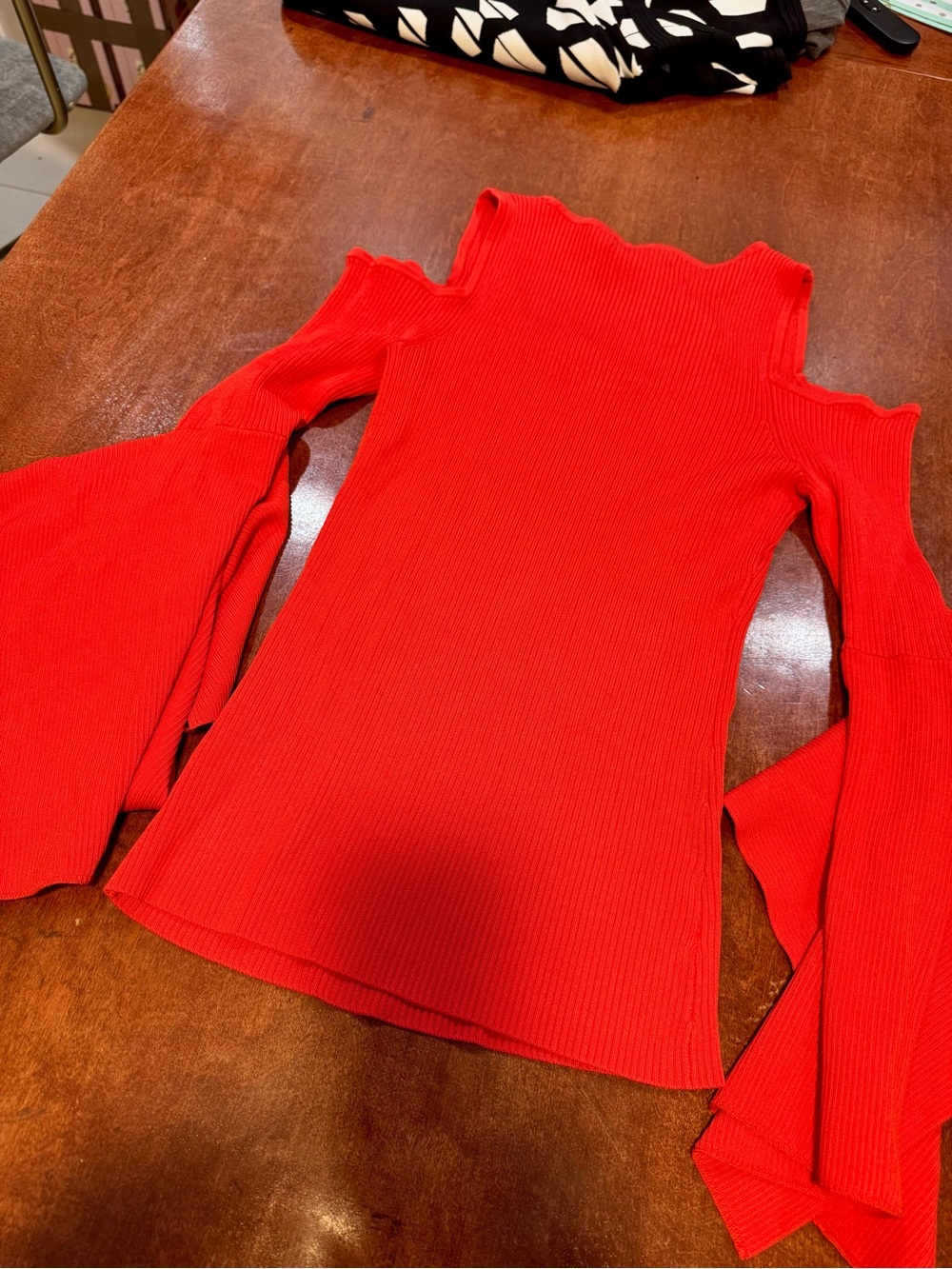 Scripted Bold Orange Cold-Shoulder Ribbed Bell-Sleeve Top - Picture 7 of 10